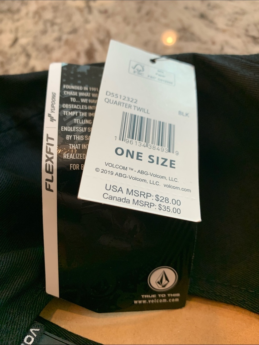 VOLCOM FLEXFIT ADJUSTABLE - Picture 2 of 6